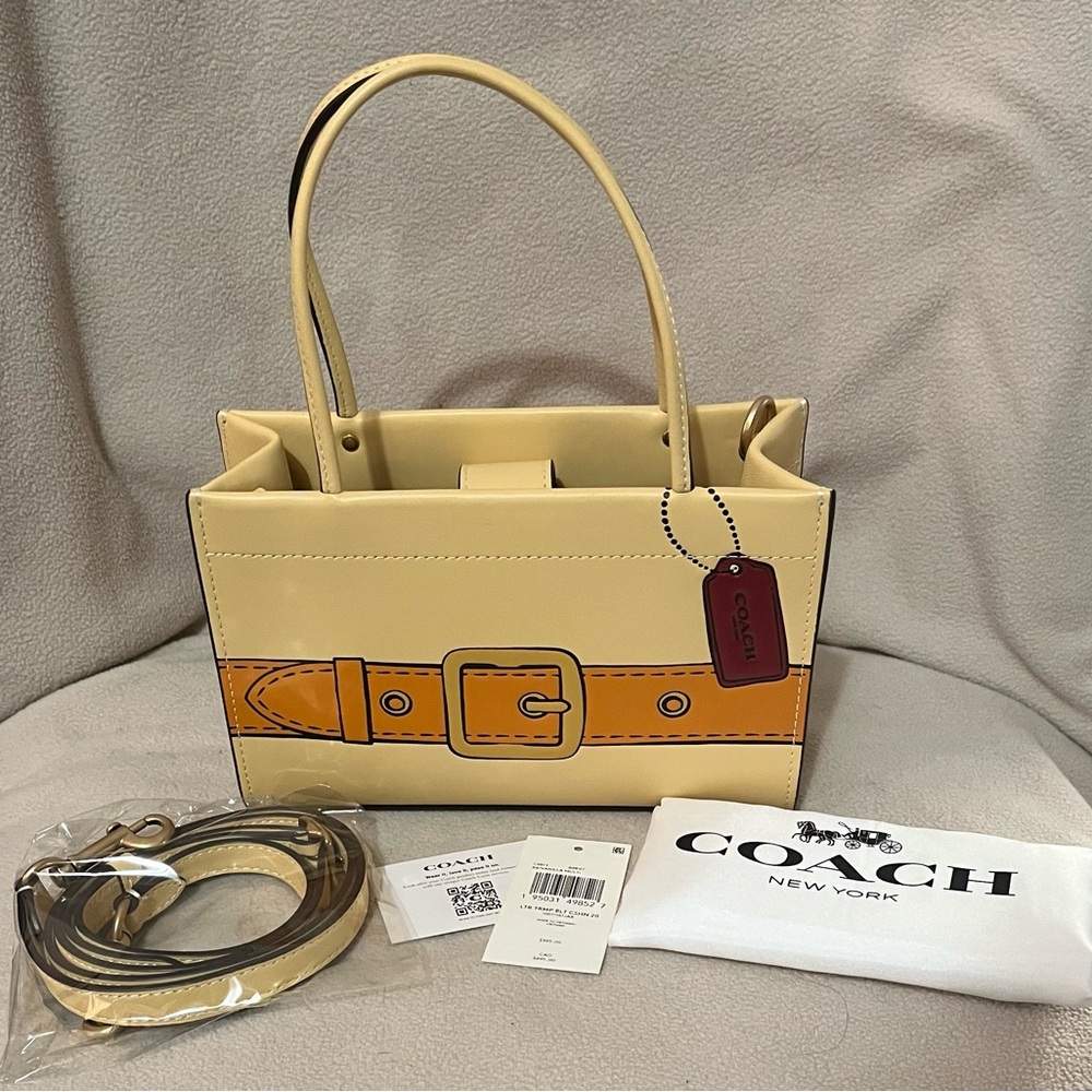 Coach Cashin Carry Tote 20 With Trompe L'oeil Print Limited Edition Leather